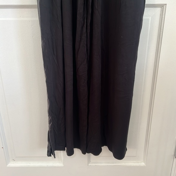 Women’s black size small sleeveless one piece jumper with tight waist - Picture 6 of 7